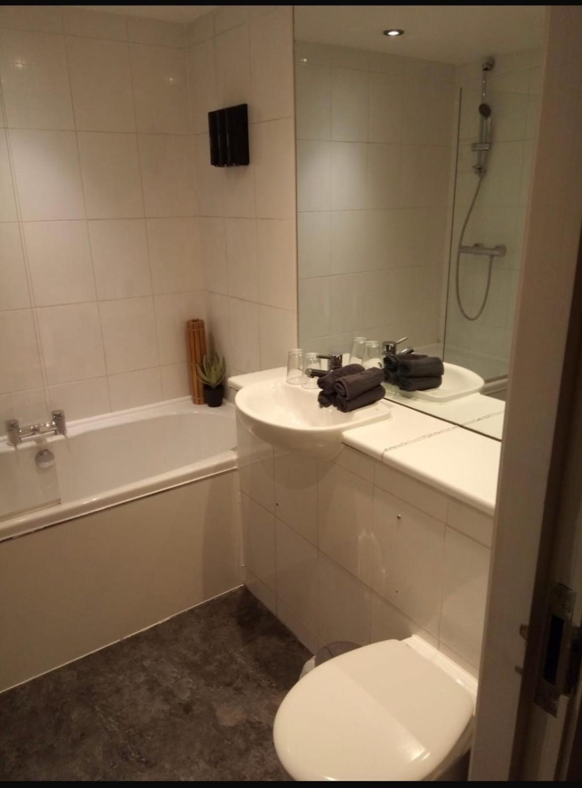 Stunning Liverpool City Center Apartment Buitenkant foto